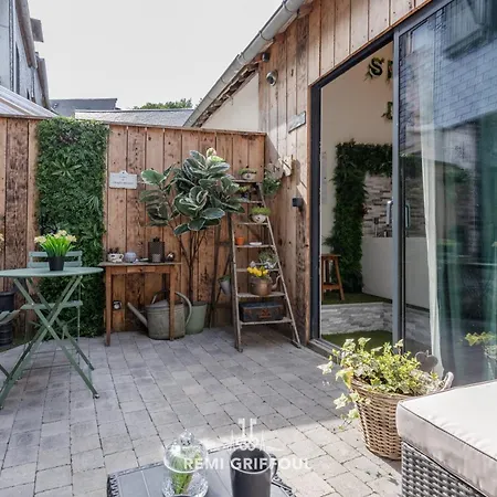 Le De Lou Hot Tub Sauna & Private Patio 2 Guests * Honfleur