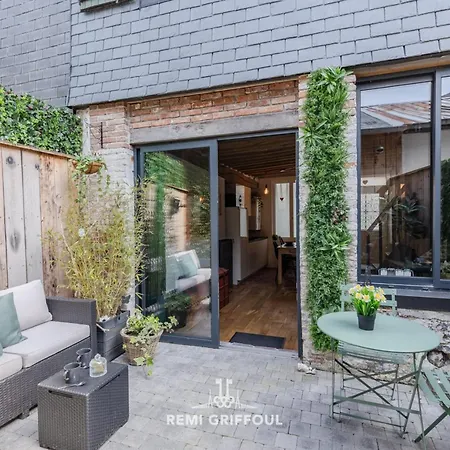 Le De Lou Hot Tub Sauna&private Patio 2 Guests *