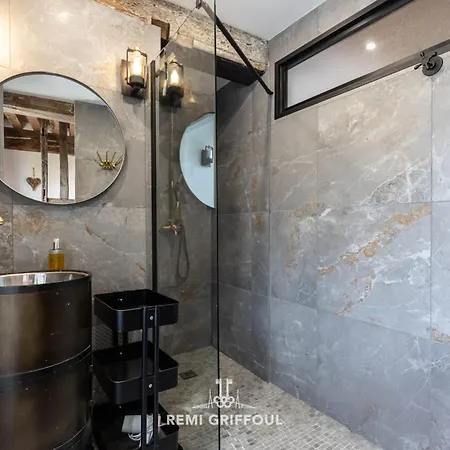 Prázdninový dům Le De Lou Hot Tub Sauna & Private Patio 2 Guests *