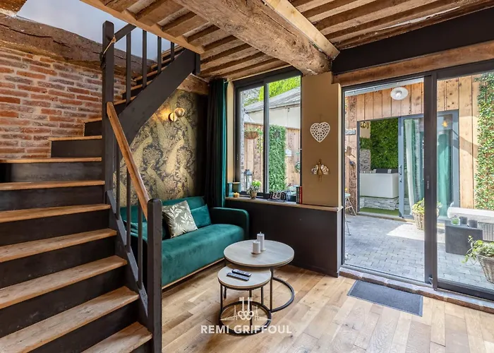 Le De Lou Hot Tub Sauna&private Patio 2 Guests Hébergement de vacances Honfleur